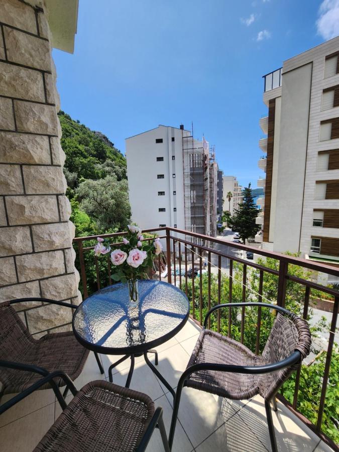 Bela Kuca Studio Apartments-Na Korak Do Mora-A Step To The Sea Rafailovići Zewnętrze zdjęcie