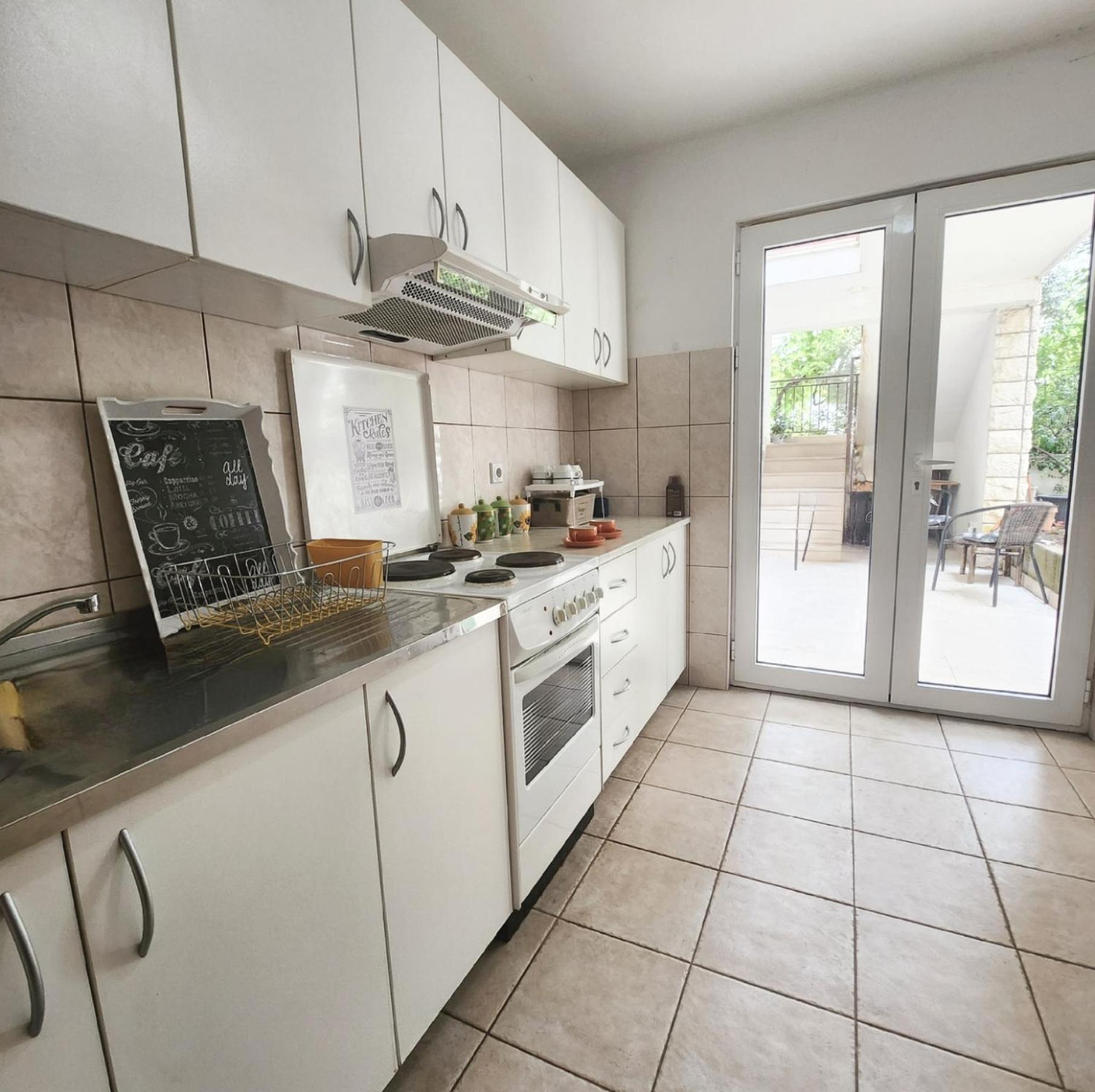 Bela Kuca Studio Apartments-Na Korak Do Mora-A Step To The Sea Rafailovići Zewnętrze zdjęcie