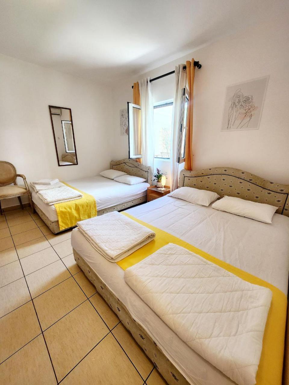 Bela Kuca Studio Apartments-Na Korak Do Mora-A Step To The Sea Rafailovići Zewnętrze zdjęcie